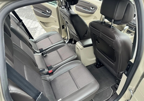 Renault Scenic cena 27500 przebieg: 129960, rok produkcji 2010 z Sieradz małe 232